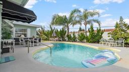 Picture of 4 Water Oak Circle, Ormond Beach, FL 32176