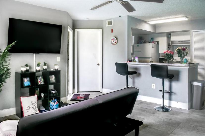Picture of 425 Fountainhead Circle Unit 107, Kissimmee FL 34741