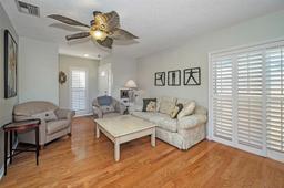 Picture of 2731 Sherbrooke Lane Unit D, Palm Harbor, FL 34684