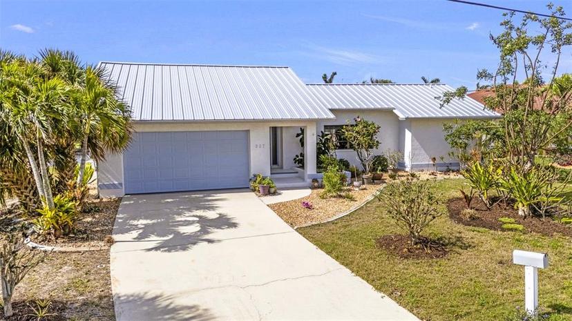 Picture of 237 Venezia Court, Punta Gorda FL 33950