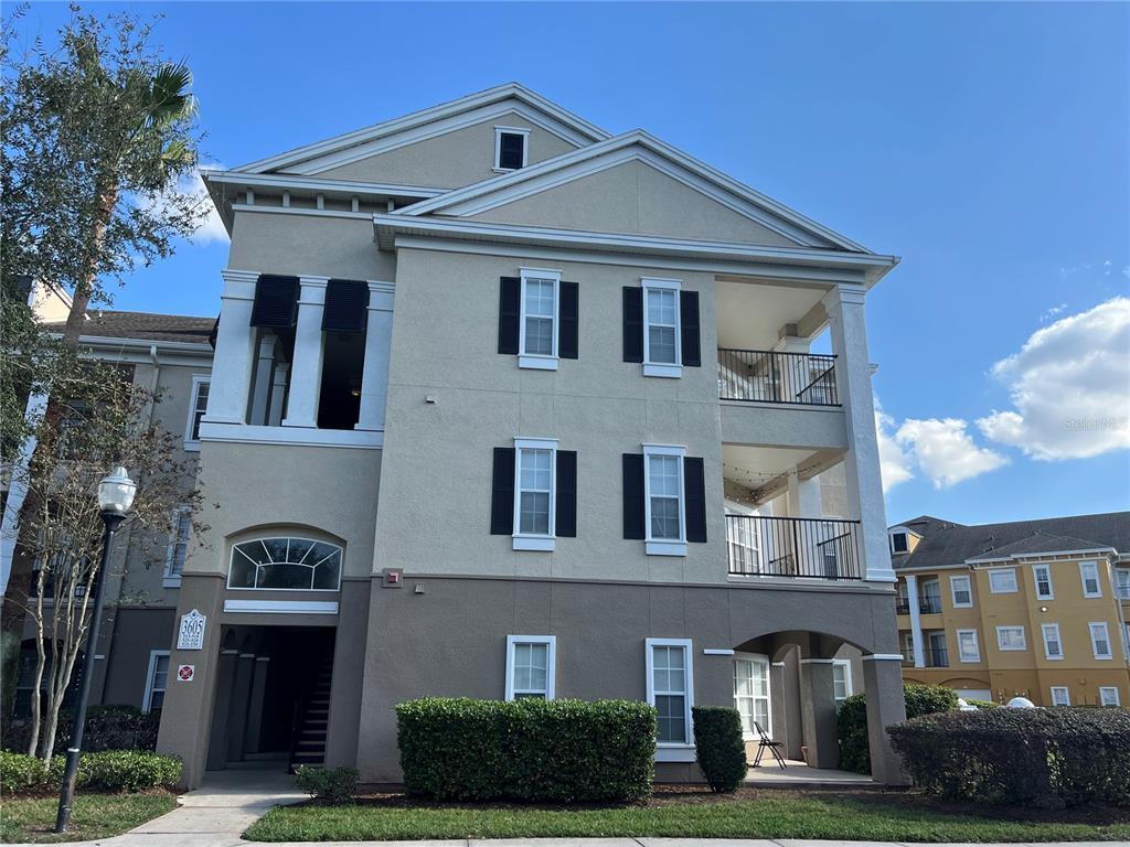Picture of 3605 Conroy Road Unit 535, Orlando, FL 32839