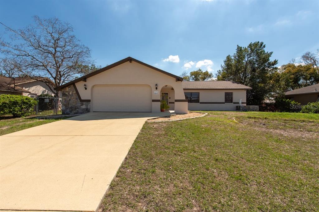 Picture of 11304 Sedgefield Avenue, Spring Hill, FL 34608