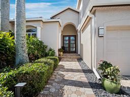 Picture of 2065 Harbour Links Drive Unit 5, Longboat Key, FL 34228