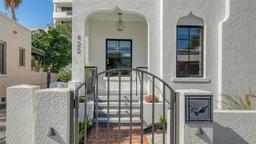 Picture of 422 Burns Court, Sarasota, FL 34236