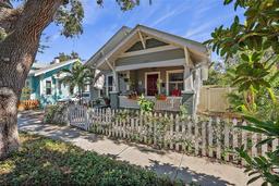 Picture of 731 7Th Street N, St Petersburg, FL 33701