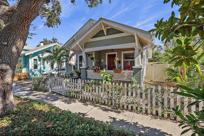 Picture of 731 7Th Street N, St Petersburg FL 33701