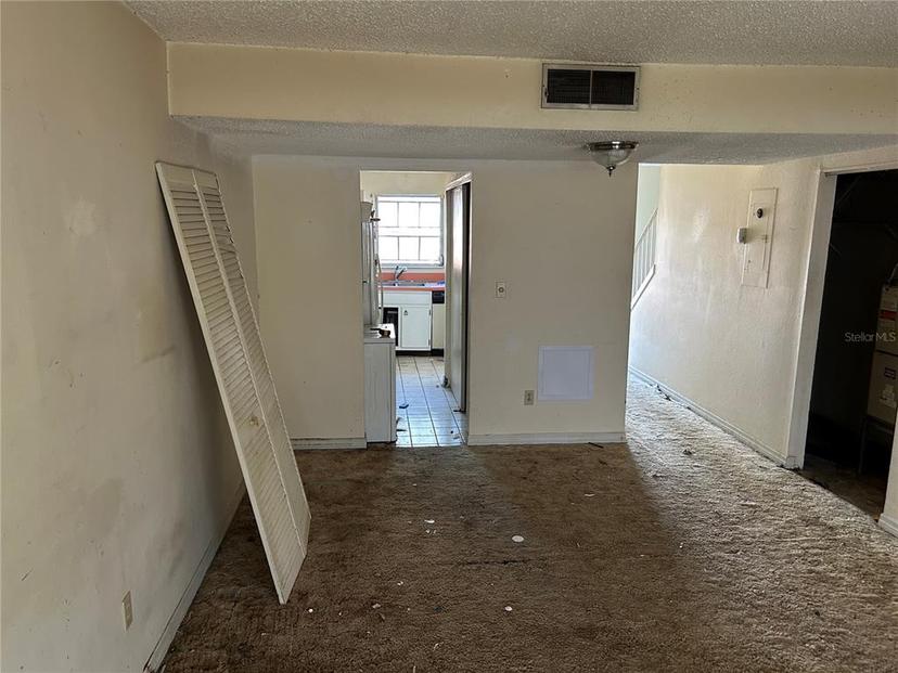 Picture of 621 W Indiana Avenue Unit 10, Deland FL 32720