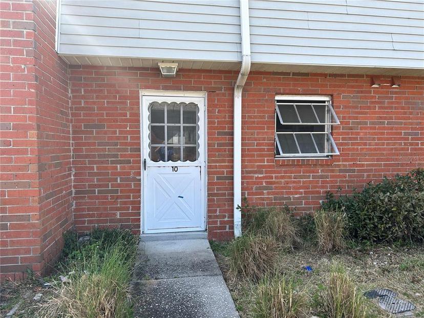 Picture of 621 W Indiana Avenue Unit 10, Deland FL 32720