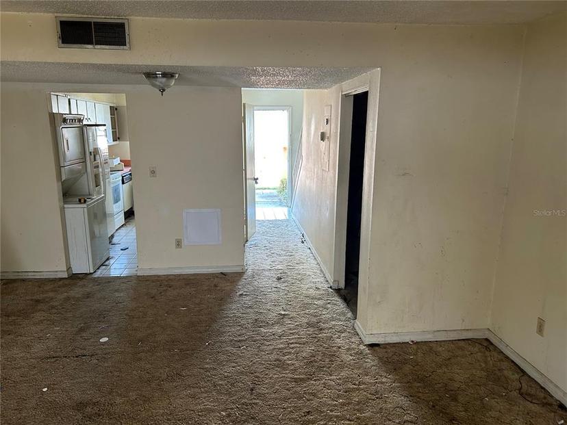 Picture of 621 W Indiana Avenue Unit 10, Deland FL 32720