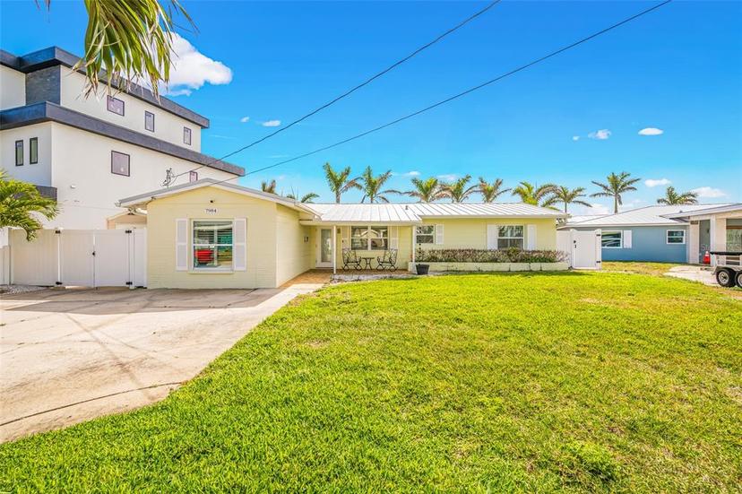 Picture of 7984 1St Avenue S, St Petersburg FL 33707