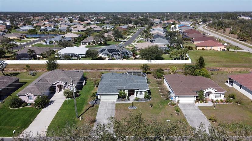 Picture of 2115 Pan American Blvd, North Port FL 34287