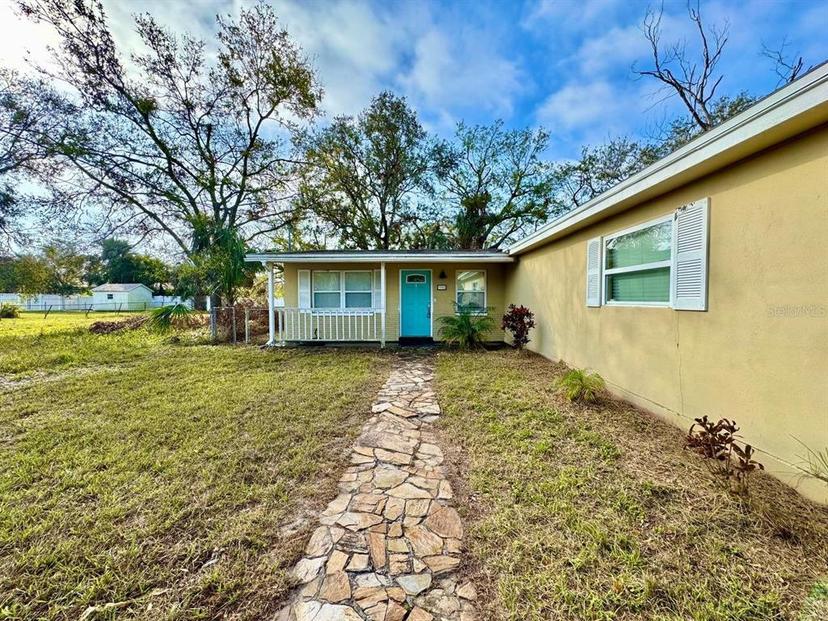 Picture of 3902 W Iowa Avenue, Tampa FL 33616