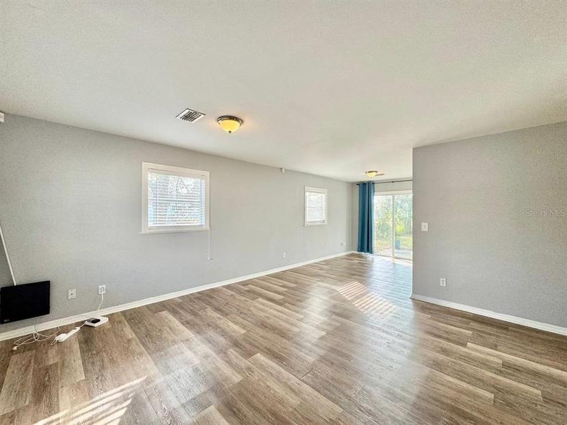 Picture of 3902 W Iowa Avenue, Tampa FL 33616