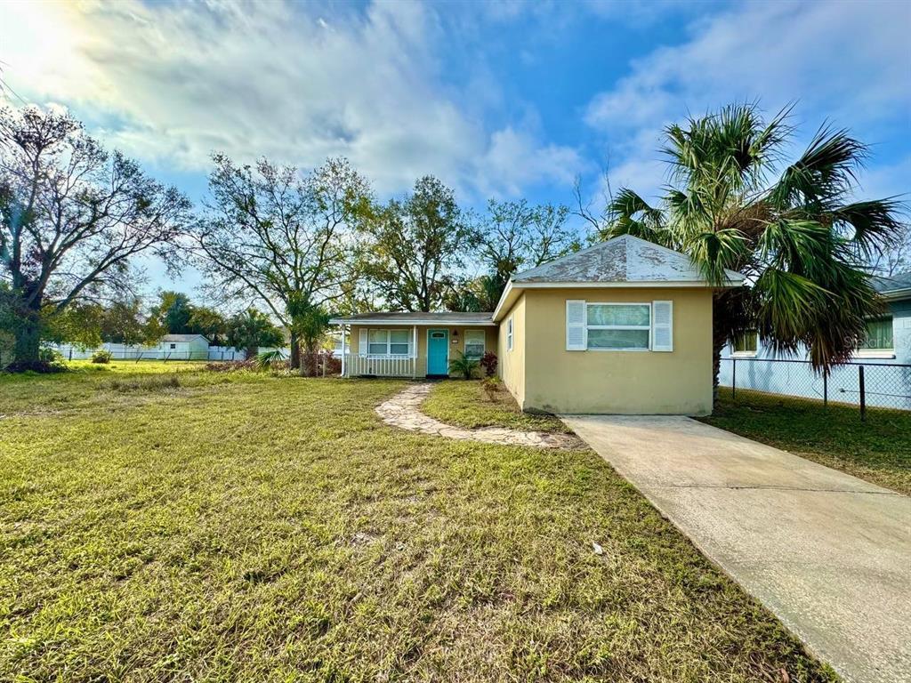 Picture of 3902 W Iowa Avenue, Tampa, FL 33616