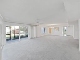 Picture of 700 Starkey Road Unit 914, Largo, FL 33771
