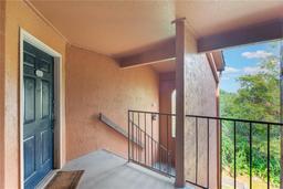 Picture of 5120 Conroy Road Unit 32, Orlando, FL 32811