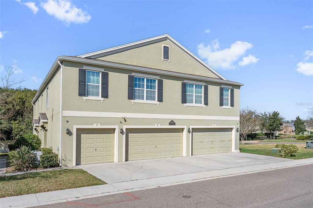 Picture of 3422 Seneca Club Loop Unit 57, Orlando, FL 32808