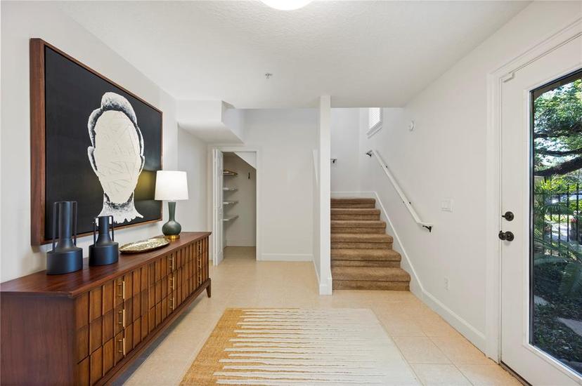 Picture of 3010 W Stovall Street Unit B, Tampa FL 33629