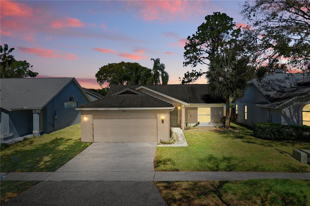 Picture of 2439 Lake Jackson Circle, Apopka, FL 32703