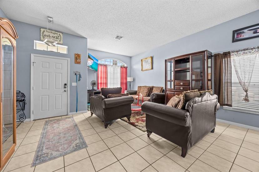 Picture of 16705 Rolling Green Drive, Clermont FL 34714