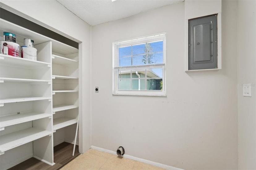 Picture of 556 Lowell Avenue Nw, Port Charlotte FL 33952