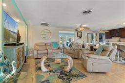 Picture of 198 Salem Avenue Nw, Port Charlotte, FL 33952