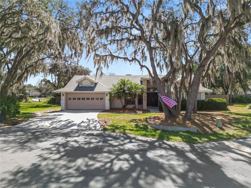 Picture of 7410 Locksley Lane, Lakeland FL 33809