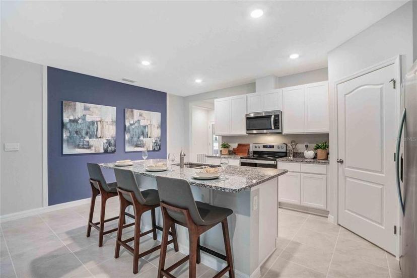 Picture of 818 Humphrey Boulevard, Deltona FL 32738
