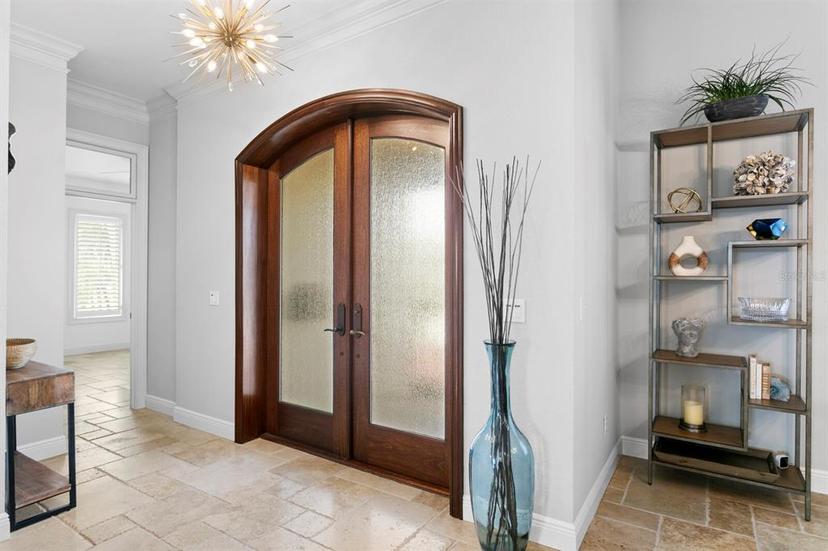 Picture of 2028 Illinois Avenue Ne, St Petersburg FL 33703