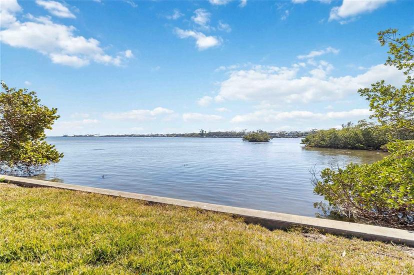Picture of 1621 Memory Lane, Sarasota FL 34231