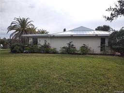 Picture of 11576 W Kingfisher Court Unit 191, Crystal River, FL 34429