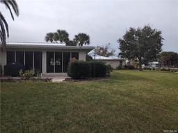 Picture of 11576 W Kingfisher Court Unit 191, Crystal River, FL 34429
