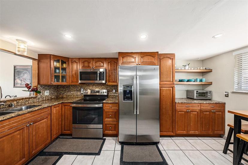 Picture of 6308 Newtown Circle Unit 8C5, Tampa FL 33615