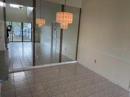 Picture of 1308 Pine Ridge Circle E Unit E3, Tarpon Springs, FL 34688