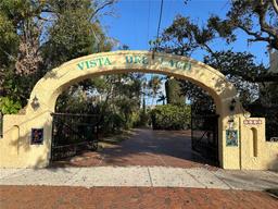 Picture of 5020 S Shore Crest Circle, Tampa, FL 33609