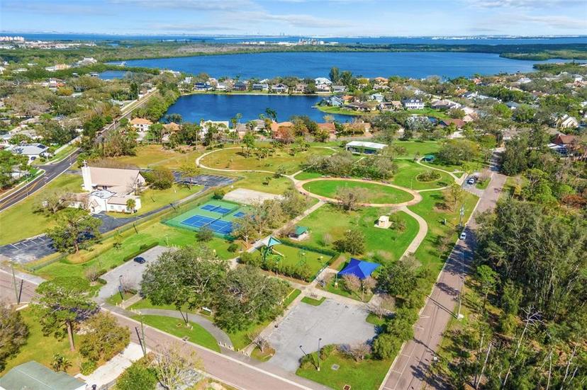 Picture of 130 81St Avenue Ne, St Petersburg FL 33701