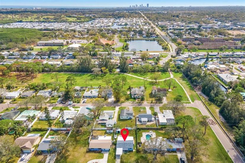 Picture of 130 81St Avenue Ne, St Petersburg FL 33701