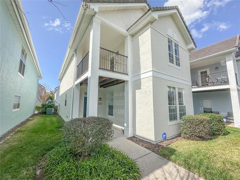 Picture of 4007 Bangalow Palm Court Unit 4007, Tampa FL 33624