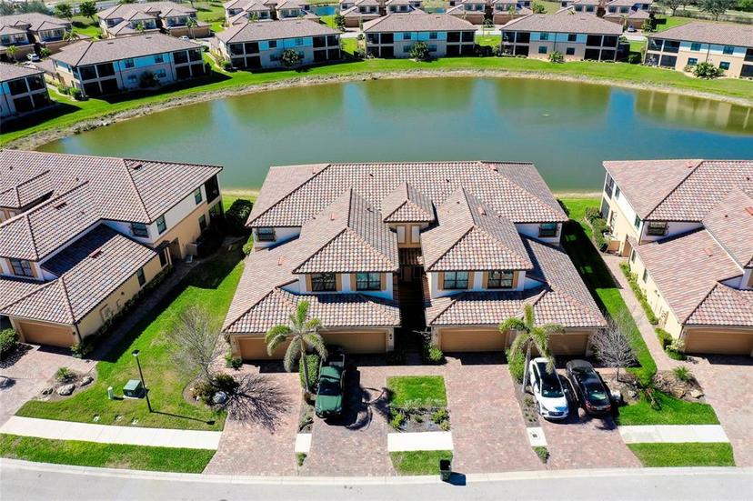 Picture of 20181 Ragazza Circle Unit 101, Venice FL 34293