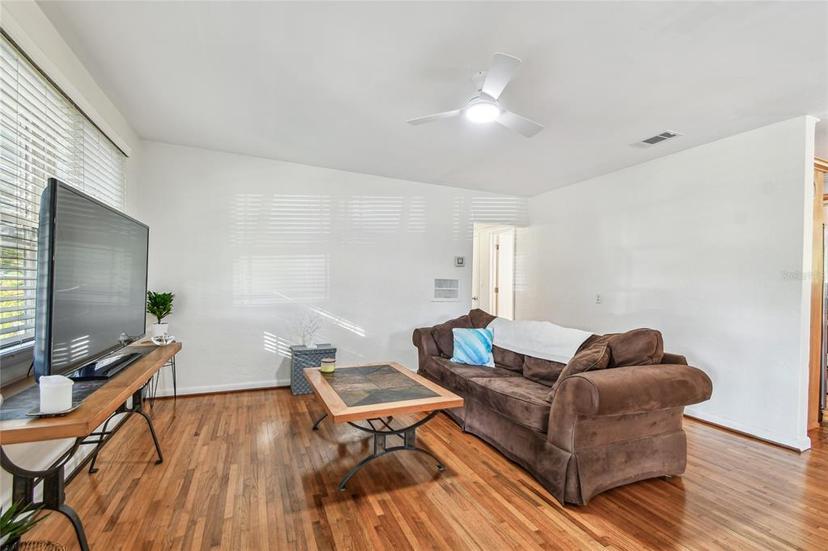 Picture of 349 Shirley Avenue, Belleair FL 33756