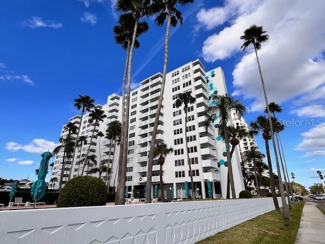 Picture of 2401 Bayshore Boulevard Unit 101, Tampa, FL 33629