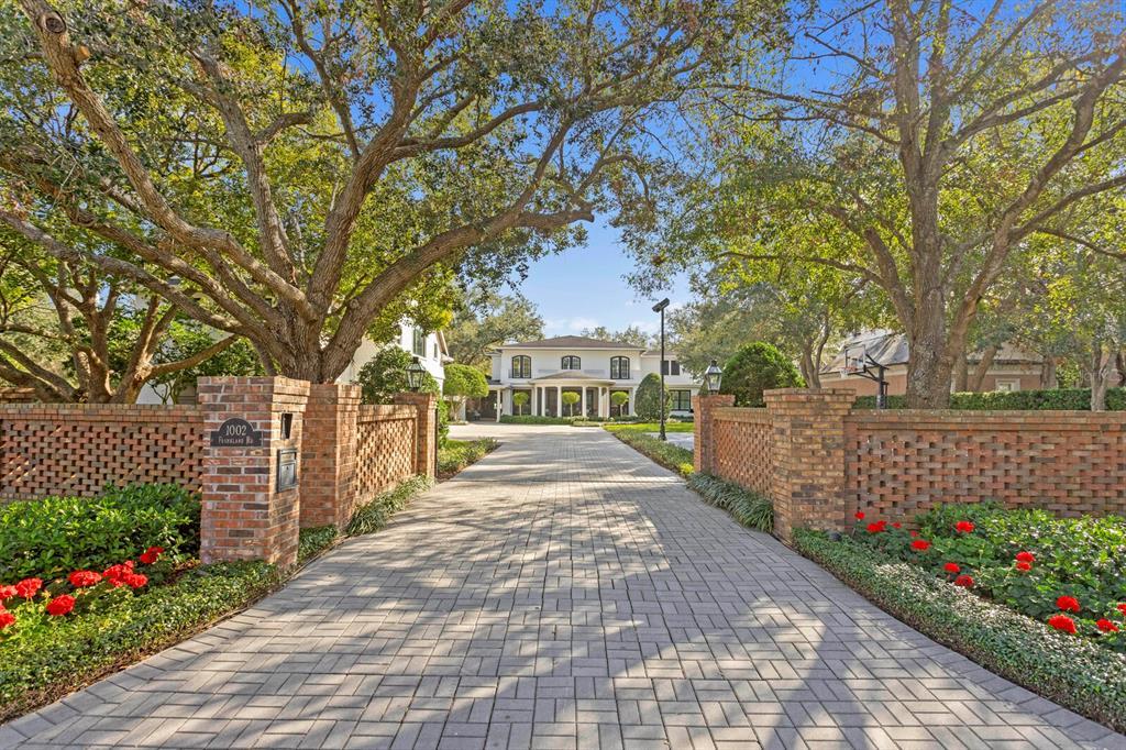Picture of 1002 S Frankland Road, Tampa, FL 33629