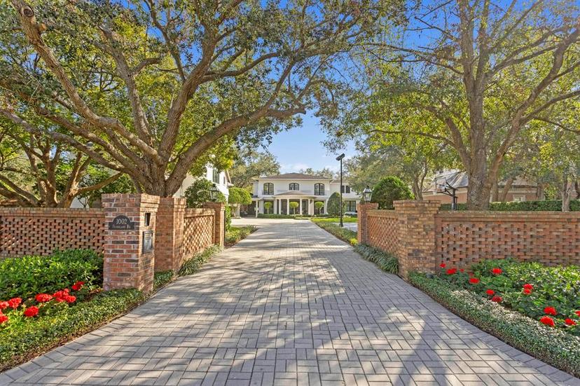 Picture of 1002 S Frankland Road, Tampa FL 33629