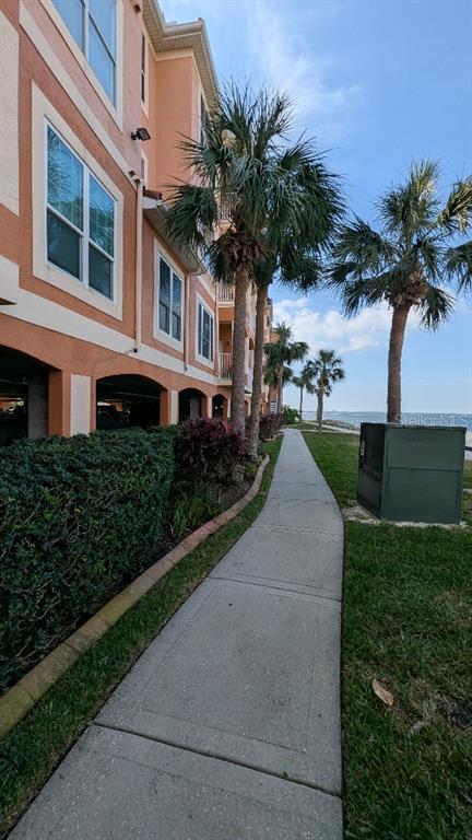 Picture of 5000 Culbreath Key Way Unit 9-221, Tampa FL 33611