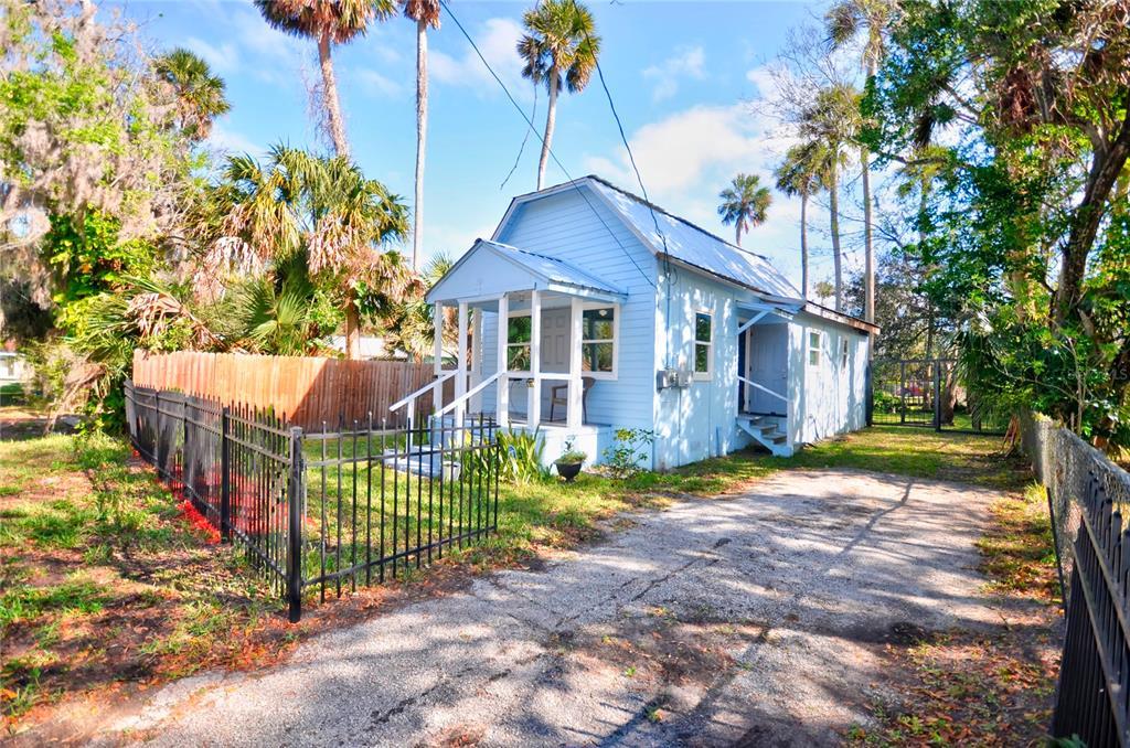 Picture of 545 Cannon Street, Daytona Beach, FL 32114