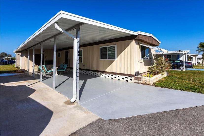 Picture of 4 S Cardinal Unit B4, Punta Gorda FL 33950
