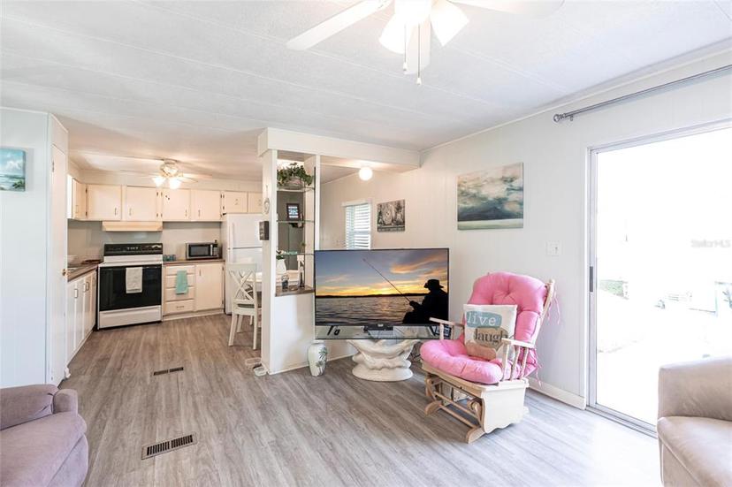 Picture of 4 S Cardinal Unit B4, Punta Gorda FL 33950
