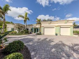 Picture of 333 Bayshore Drive, Venice, FL 34285