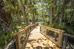 Picture of 2886 N C 470, Lake Panasoffkee, FL 33538