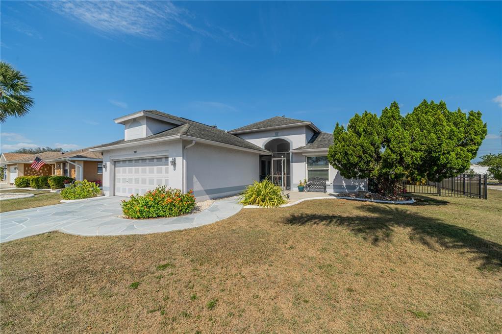 Picture of 227 N Brockfield Drive, Sun City Center, FL 33573